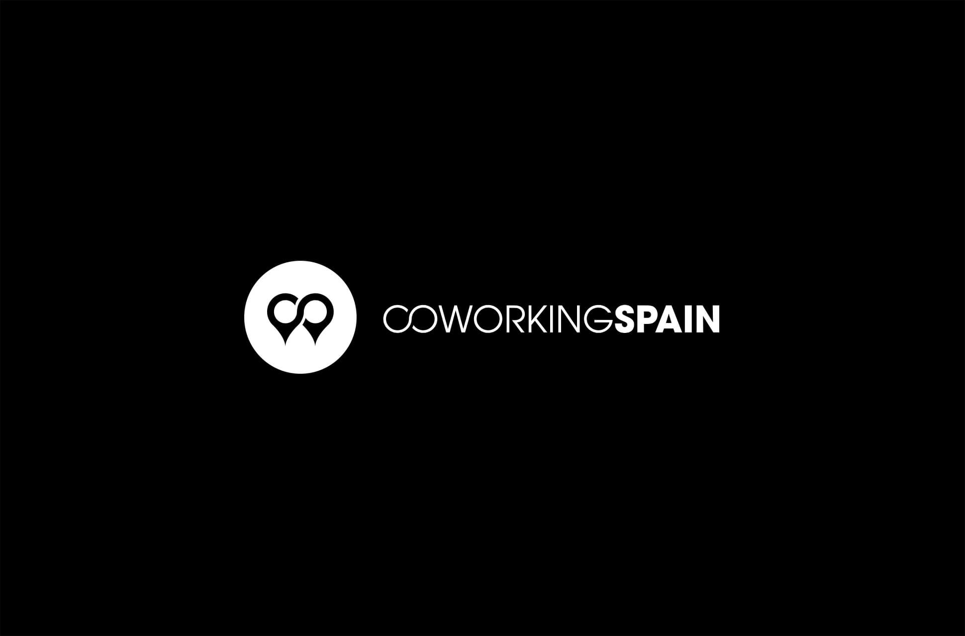 Logotipo de Coworking Spain sobre fondo negro